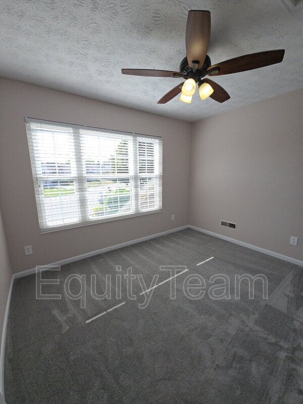 Building Photo - 6545 Farmbrooke Ct