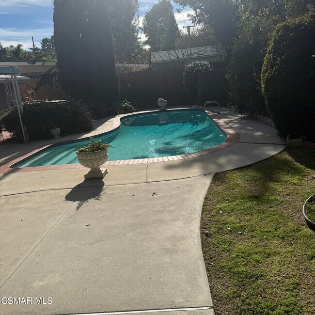 Building Photo - 4411 Brookford Ave