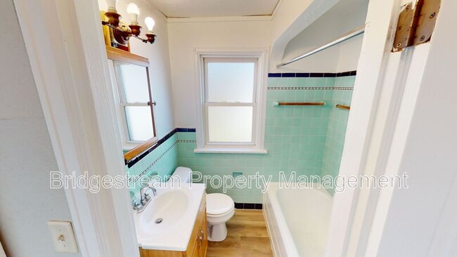 Building Photo - 304 Fountain Ave