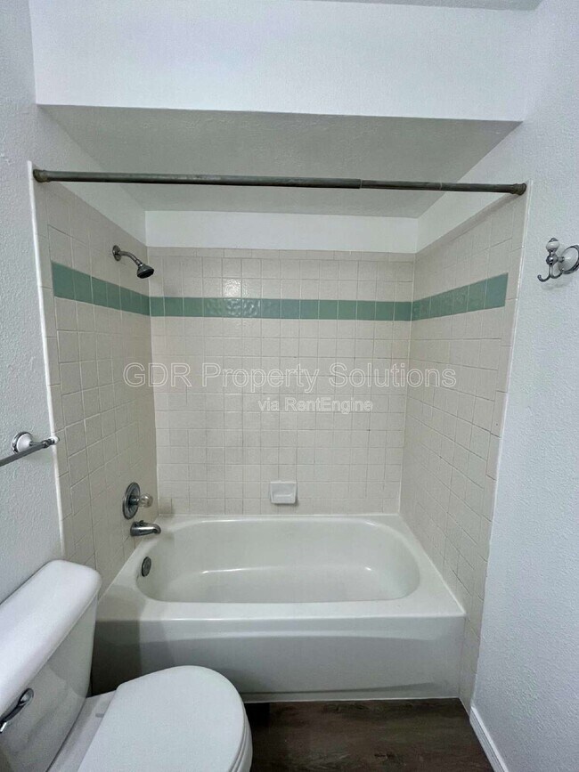 Building Photo - 8123 Waterbury Pl NW