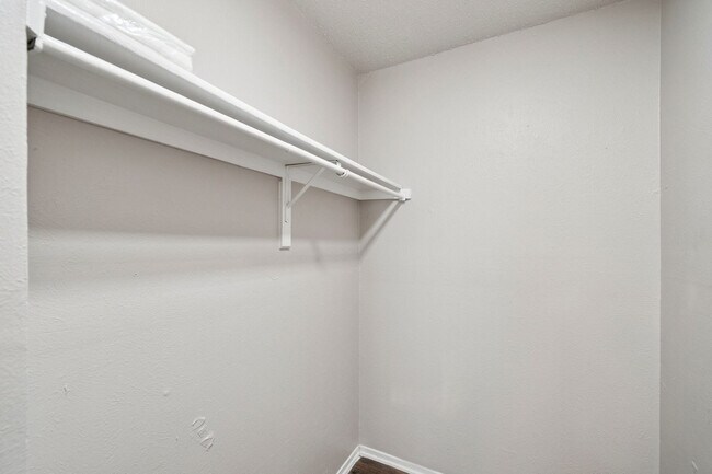 Building Photo - 13015 Audelia Rd