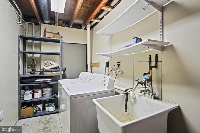 Building Photo - 9347 Weathervane Pl