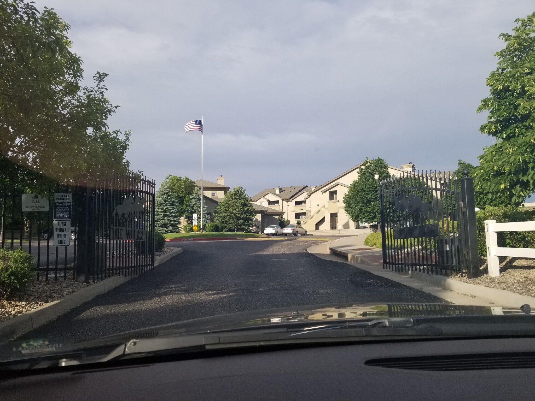Gated community! - 6964 ASH CREEK HTS