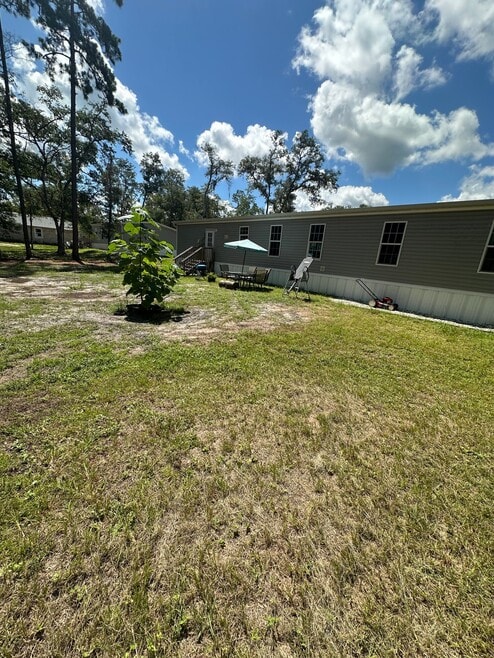 Building Photo - 121 Falcon Fire Pl