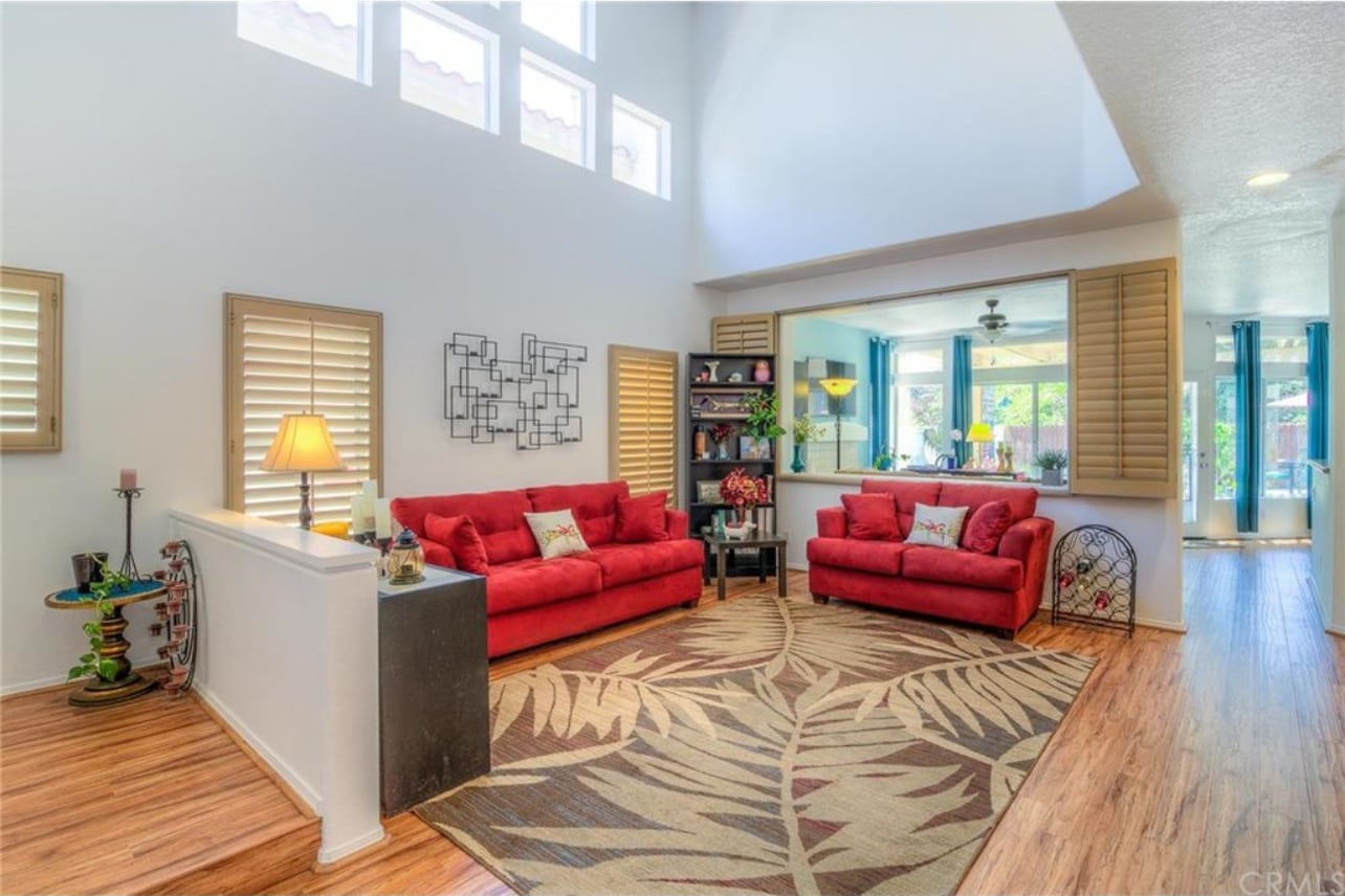 Building Photo - 933 S Lone Pine Ln