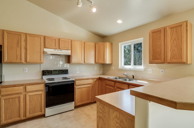 Building Photo - Central 3-Bedroom Ranch Home with Attached Garage