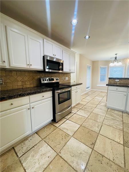 Building Photo - 2107 Chatou Pl