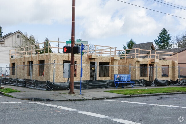 Building Photo - Portsmouth Commons