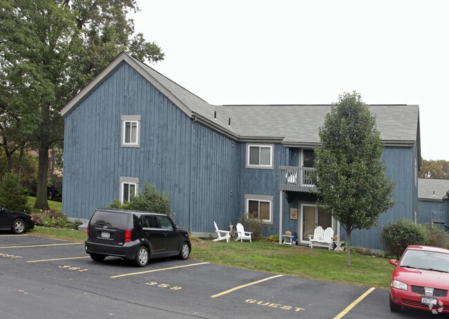 Primary Photo - Rombout Village