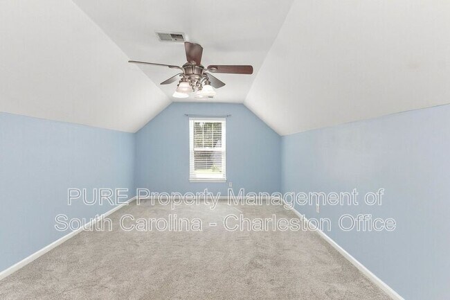 Building Photo - 1322 Palm Cove Dr