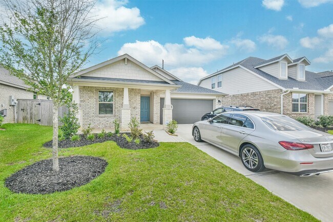 Building Photo - 19111 Friesian Stallion Ln