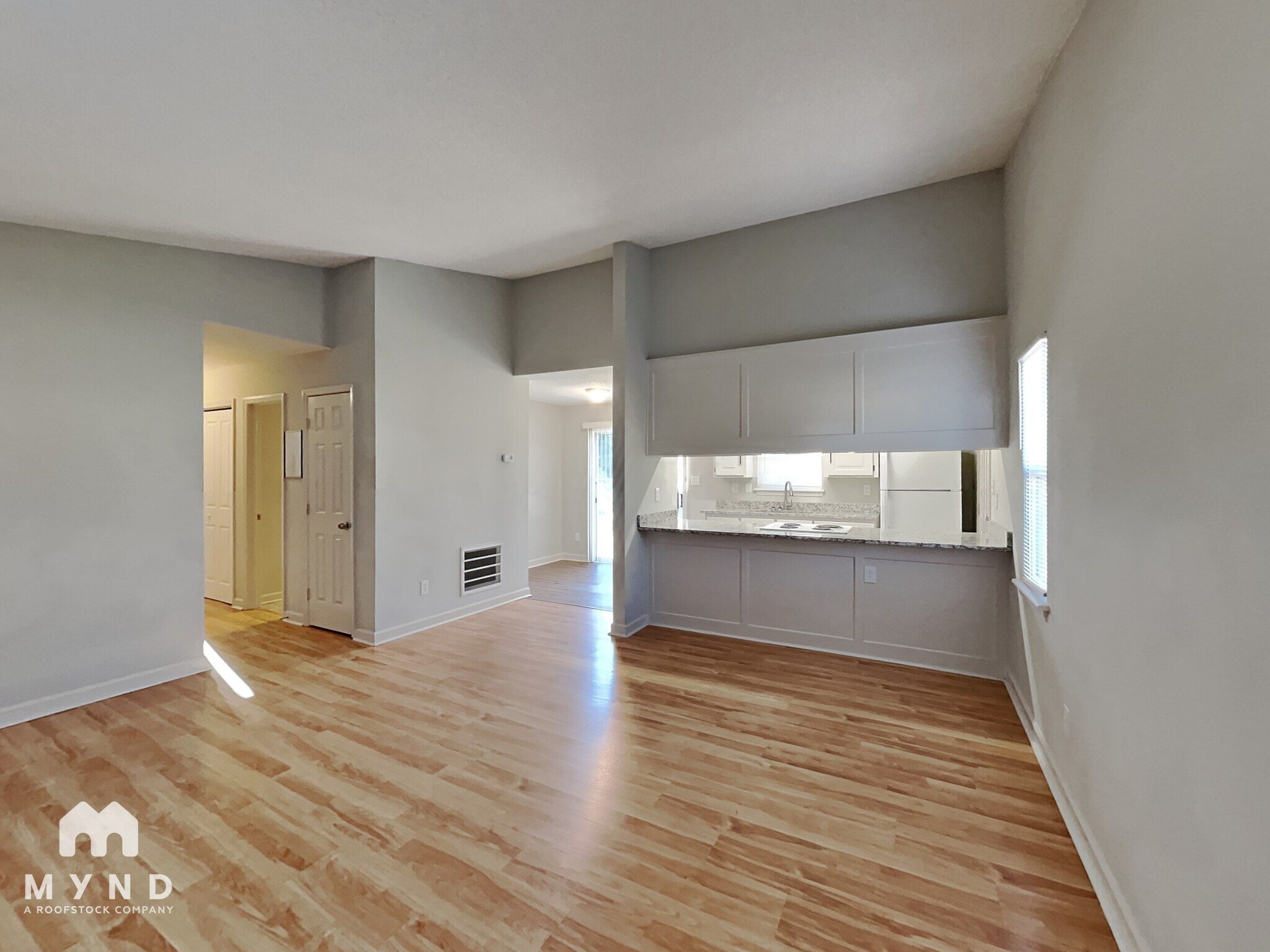 Building Photo - 2241 Thornfield Rd