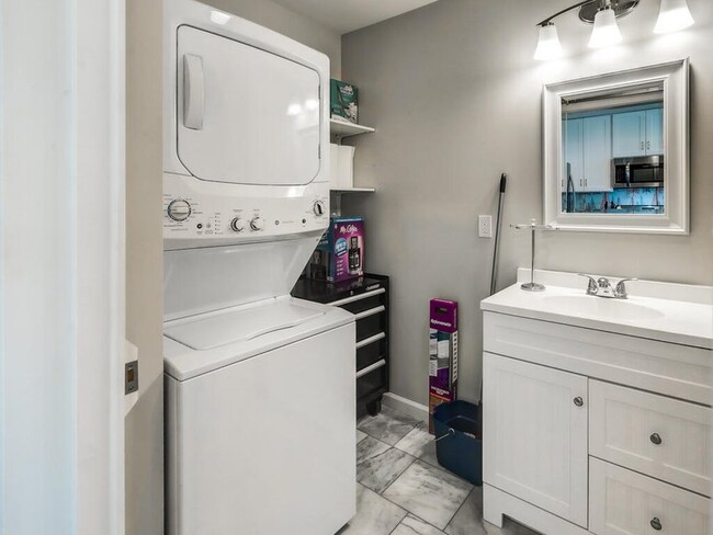 Building Photo - 3509 Mellon St