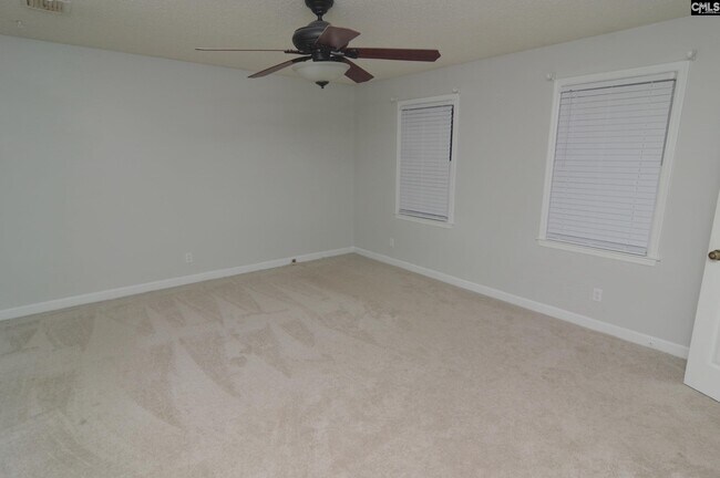 Building Photo - 123 Valley Springs Rd