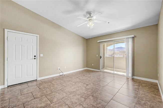 Building Photo - 6955 N Durango Dr