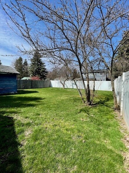 Fenced Backyard - 1215 E Adeline Ave