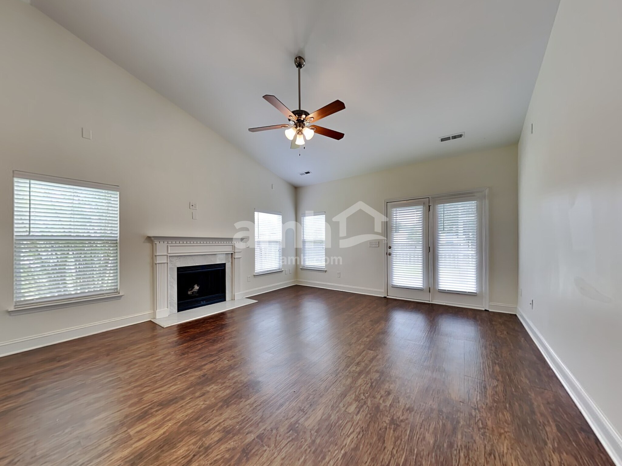 Building Photo - 126 Spindle Way