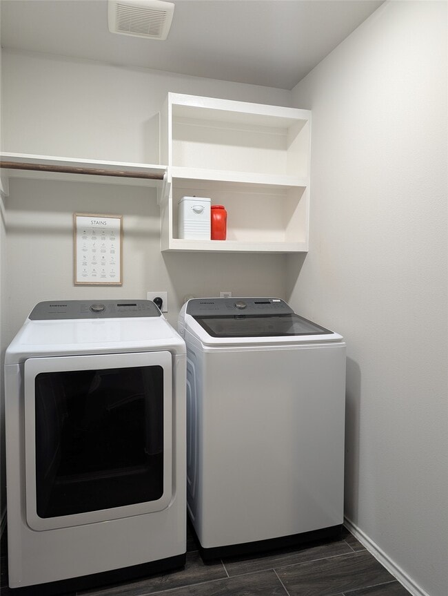 Building Photo - 4431 Stone Ridge Ln