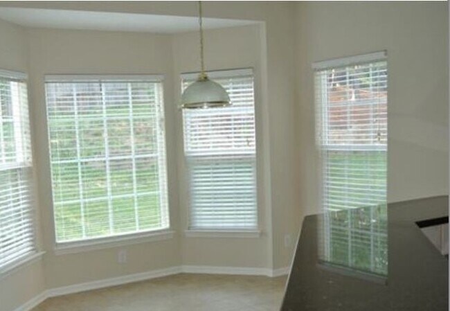 Building Photo - 2241 Elendil Ln