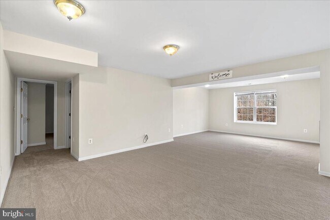 Building Photo - 14578 General Washington Dr