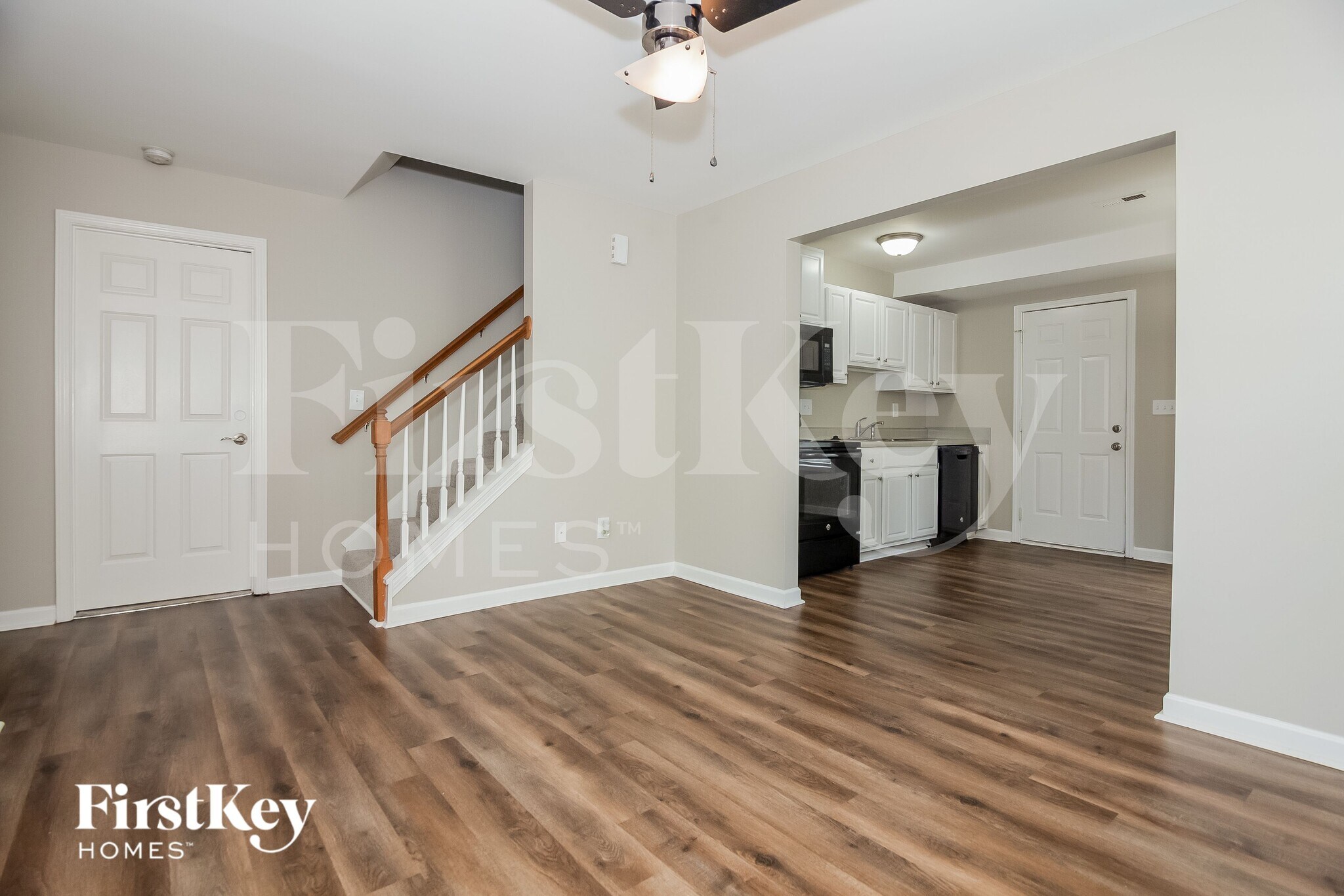 Building Photo - 3021 Seymour Dr