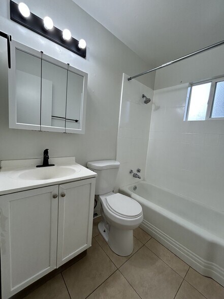 Building Photo - 3440 S 200 E