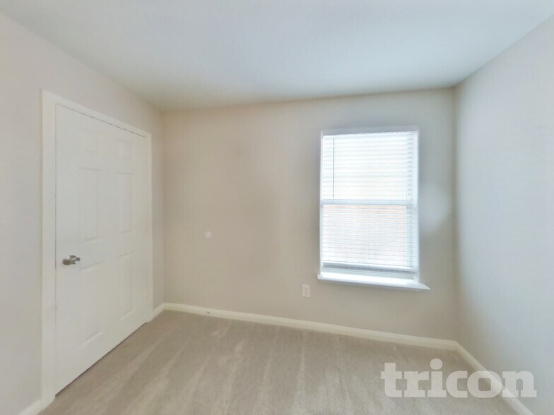 Building Photo - 11443 Coral Canyon