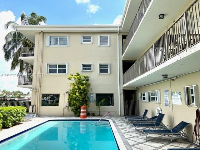 Building Photo - 2600 S Ocean Dr