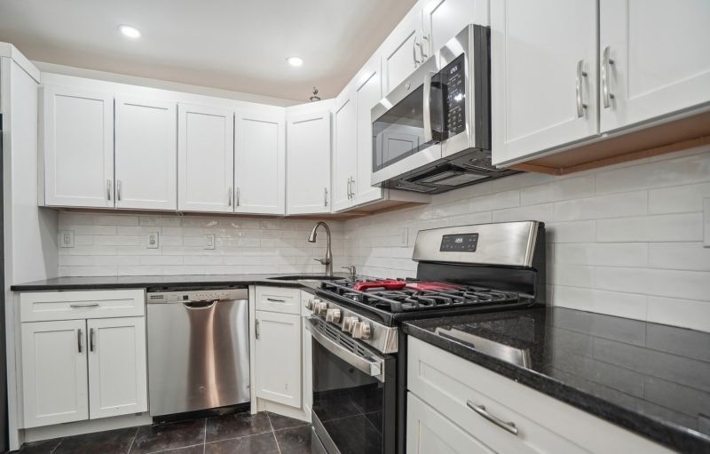 Building Photo - 92 Callahan Ct