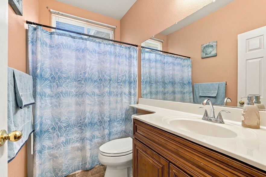 Building Photo - 204 Millbrook Dr