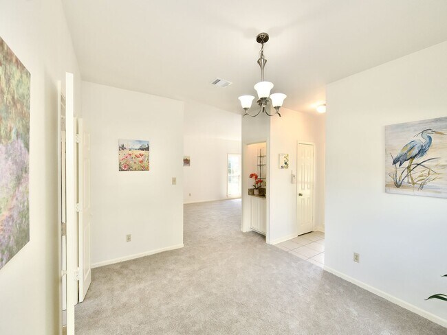 Building Photo - Beautifully Updated Three Bedroom Condo Ne...