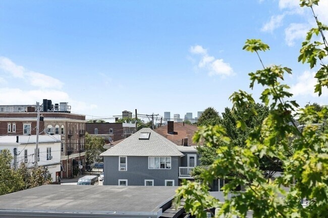 Building Photo - 36 Sturgis St