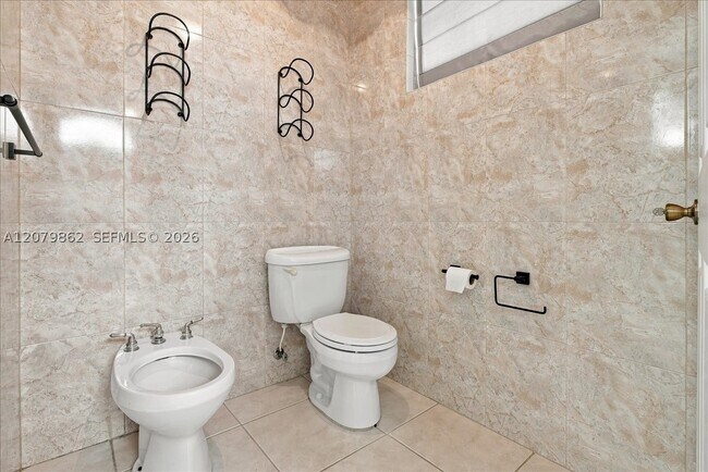 Building Photo - 8254 NW 165th St