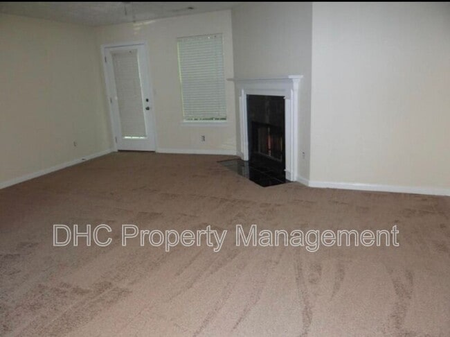 Building Photo - 2812 Vining Ridge Terrace
