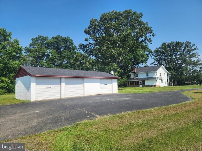 Building Photo - 38525 Chaptico Rd