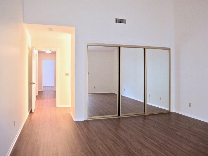 Building Photo - 1828 Caminito Ascua