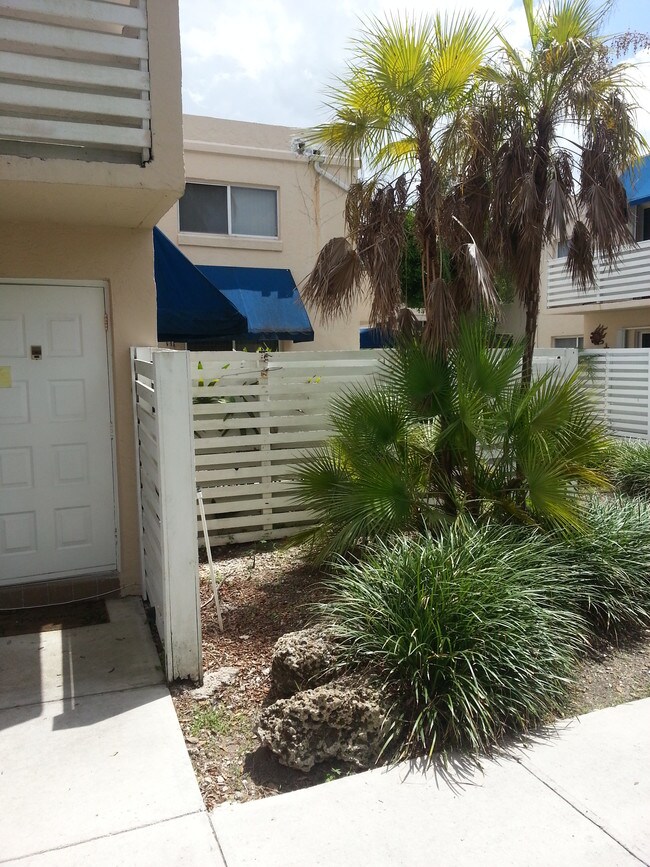 Building Photo - 14377 SW 97th Terrace