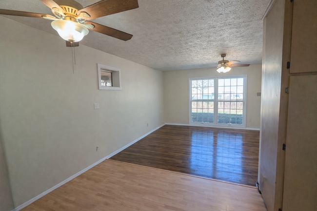 Building Photo - 4206 Old Rock Cut Rd