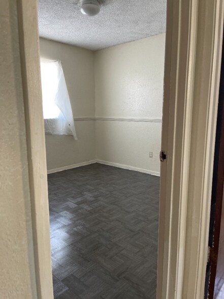 Building Photo - 805 Cadillac Dr