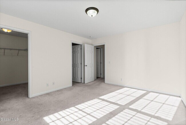 Building Photo - 2000 Curry Rd