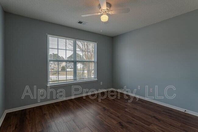 Building Photo - 1901 Country Apple Ct