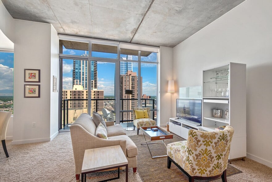 Building Photo - 750-776 14th Street-SI ID1508533P