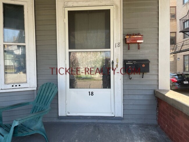 Building Photo - 18-22 Wilmer St