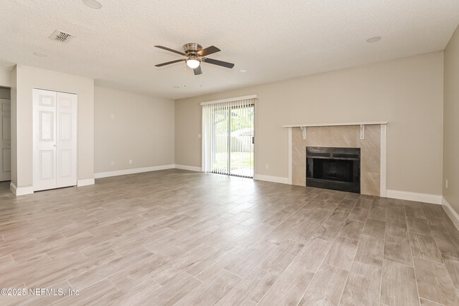 Building Photo - 7215 Mimosa Grove Pl