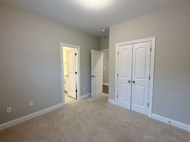 Building Photo - 3BR/2.5BA Townhome | The Springs of North Asheville | $3,000/mo