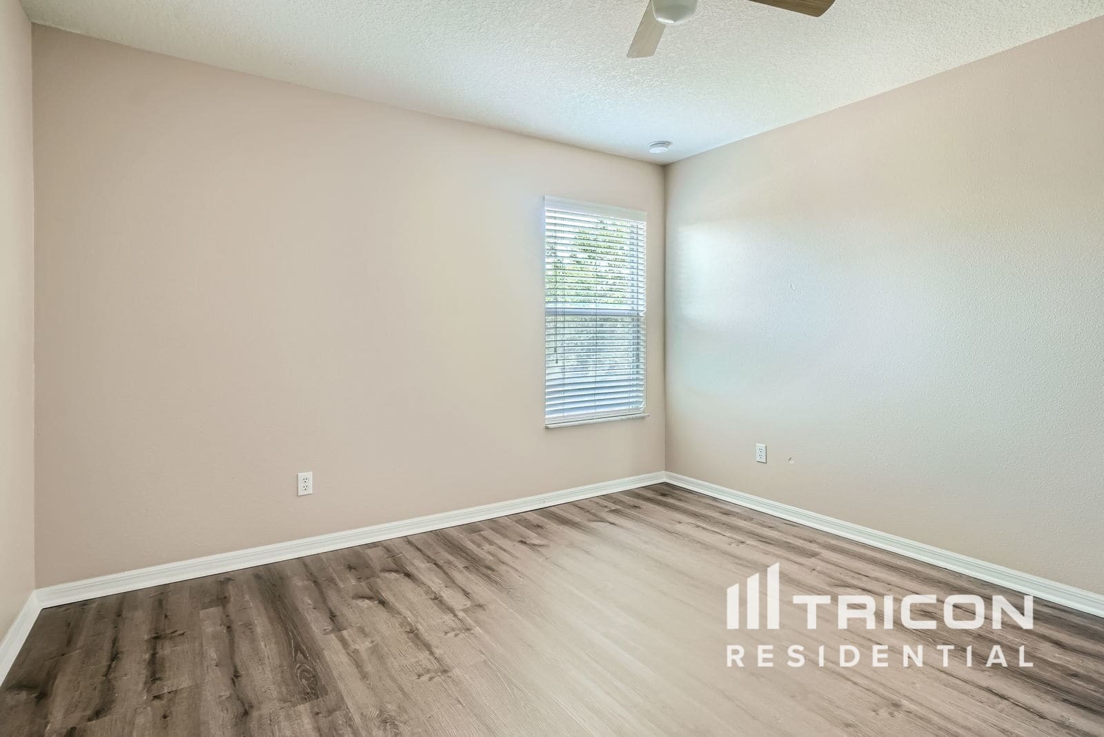 Building Photo - 2764 Pythagoras Cir