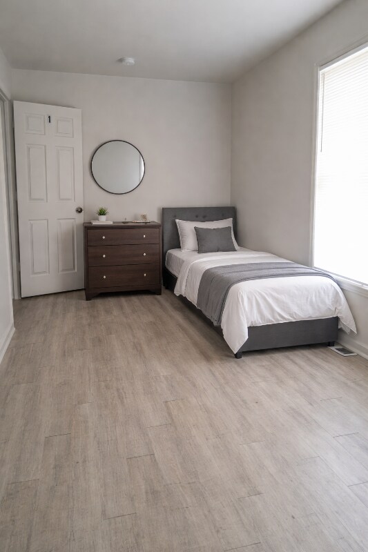 Building Photo - 200 Greenbriar Rd