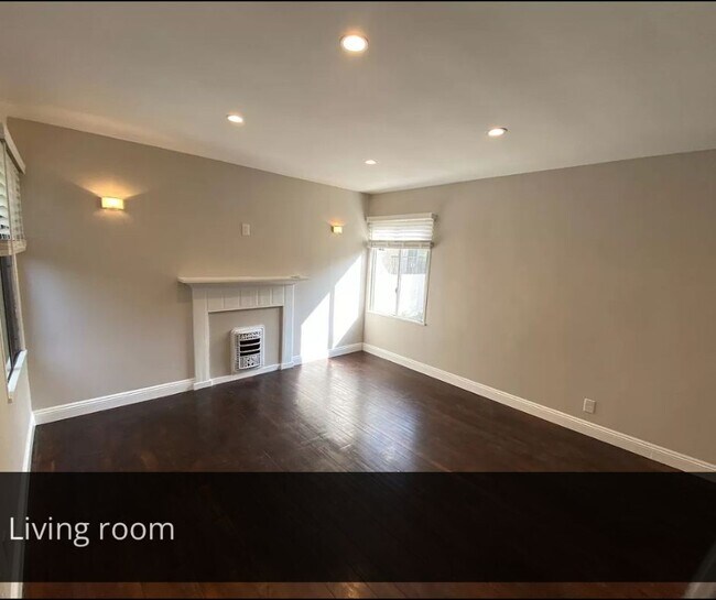 Building Photo - 1028 17th St