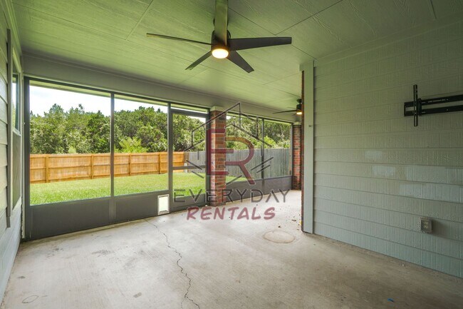 Building Photo - Beautifully renovated 5 Bedroom Home in Harker Heights!