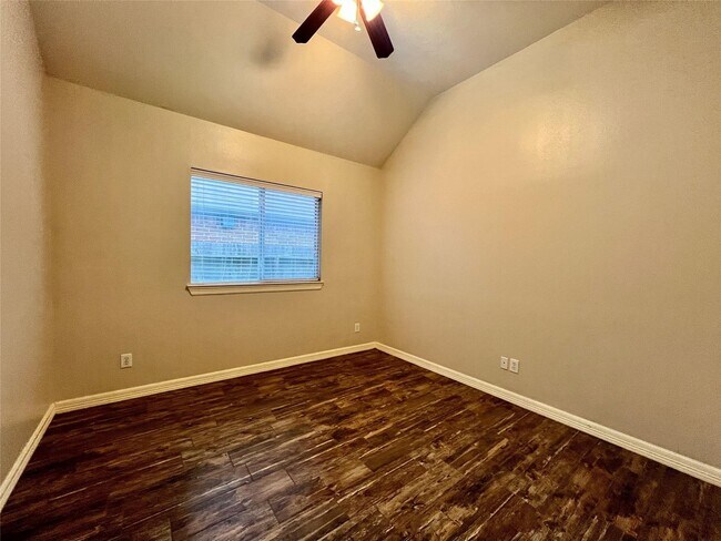 Building Photo - 30511 Riverstone Springs Dr